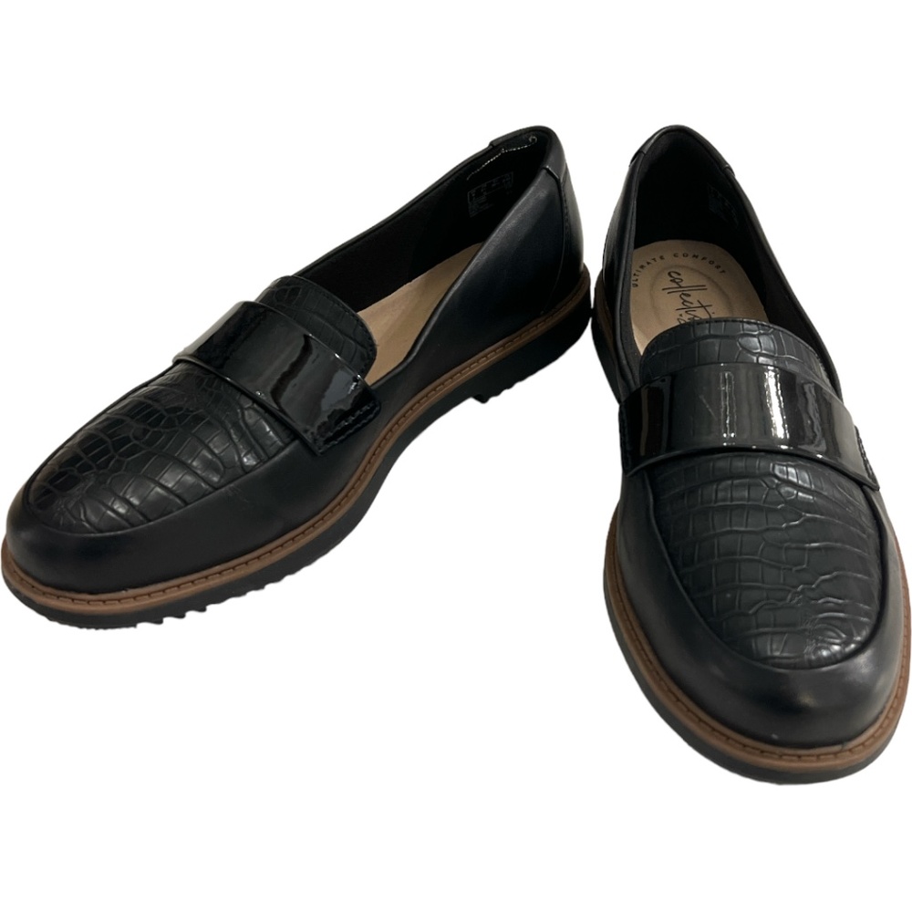 Clarks lug sole loafers, size 8.5